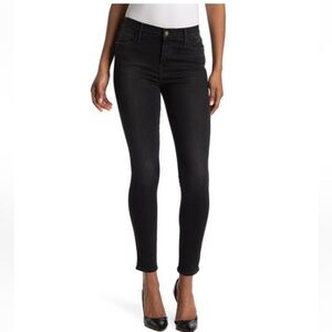 FRAME • Le High Skinny Jeans • Size 28